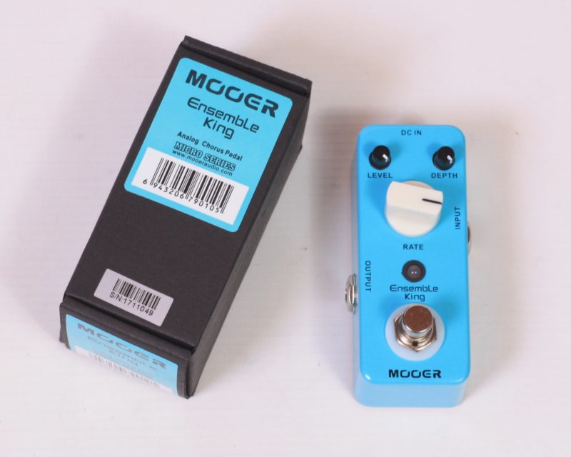 Analog chorus pedal Mooer Ensemble King